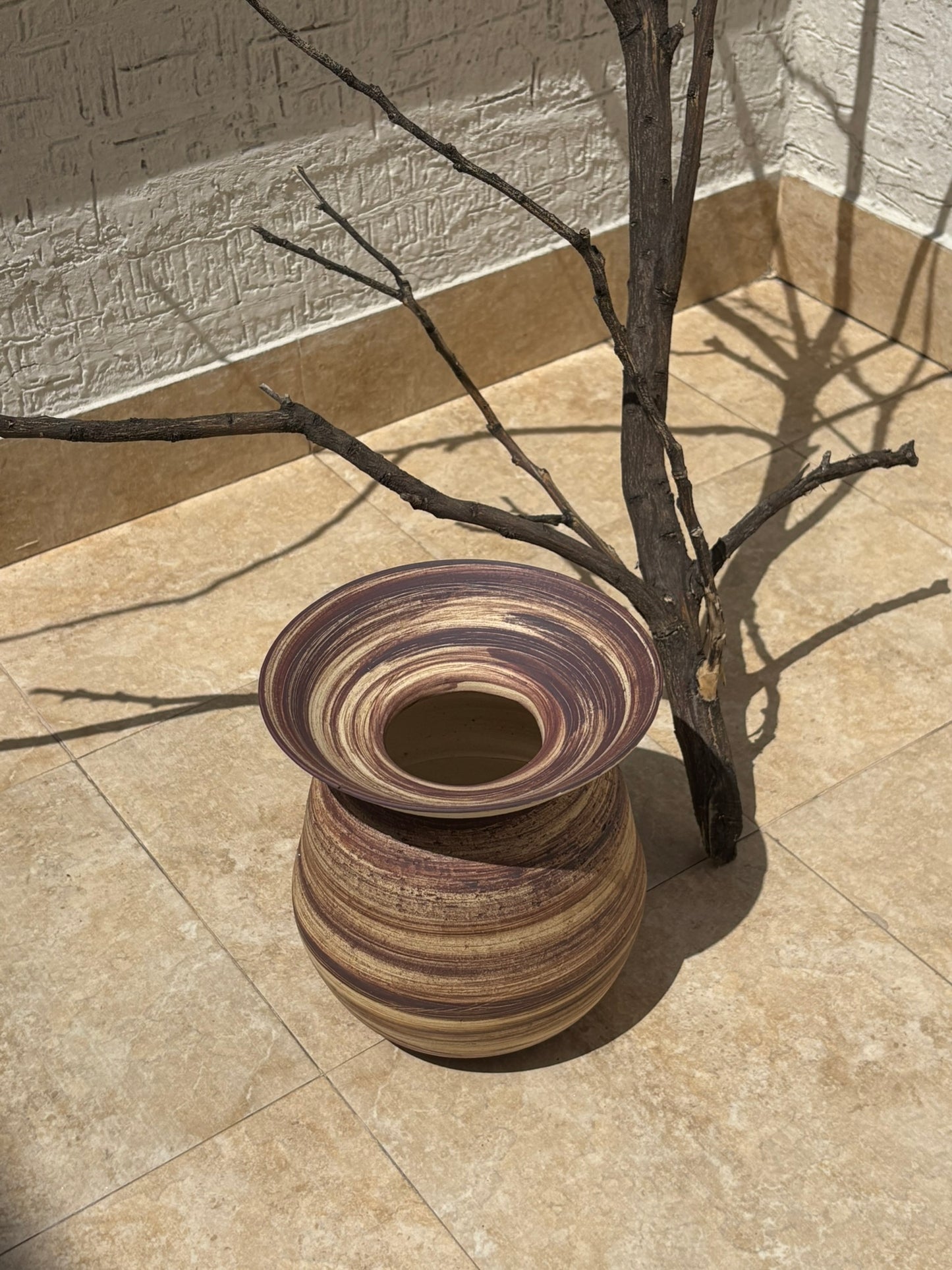 Orbit sculptural décor